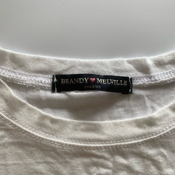 Graphic CropTop - Picture 2 of 2